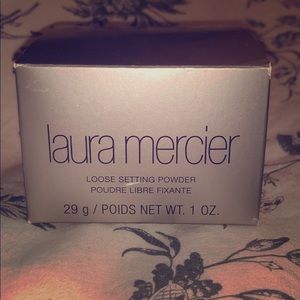 Laura Mercier Translucent Powder